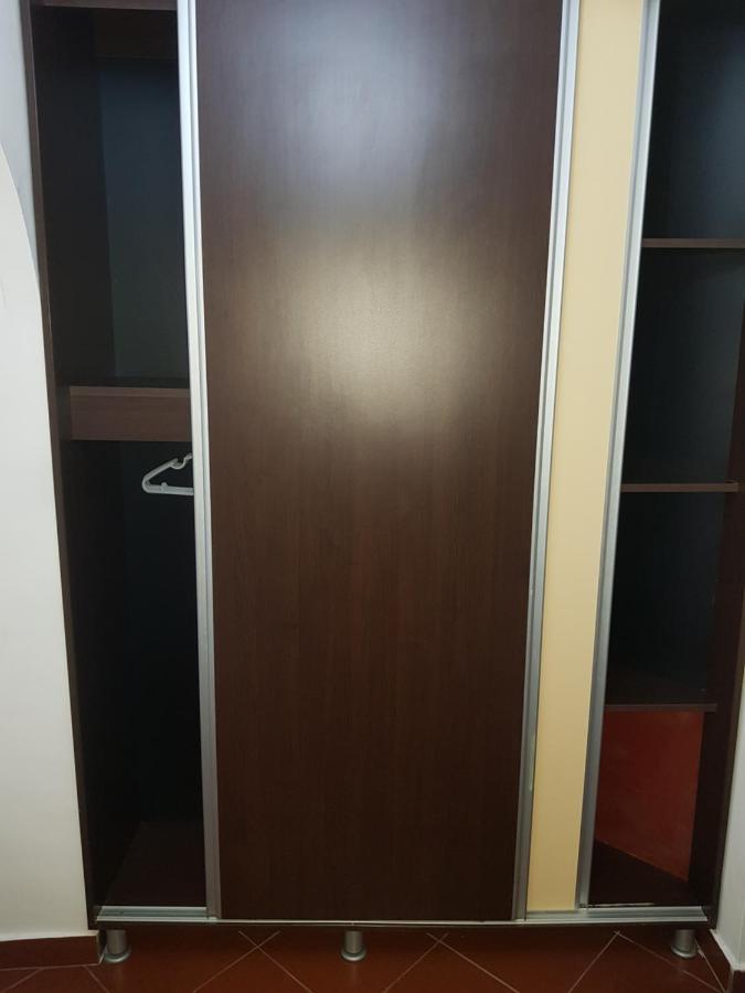 Stern Apartment Совата Екстериор снимка